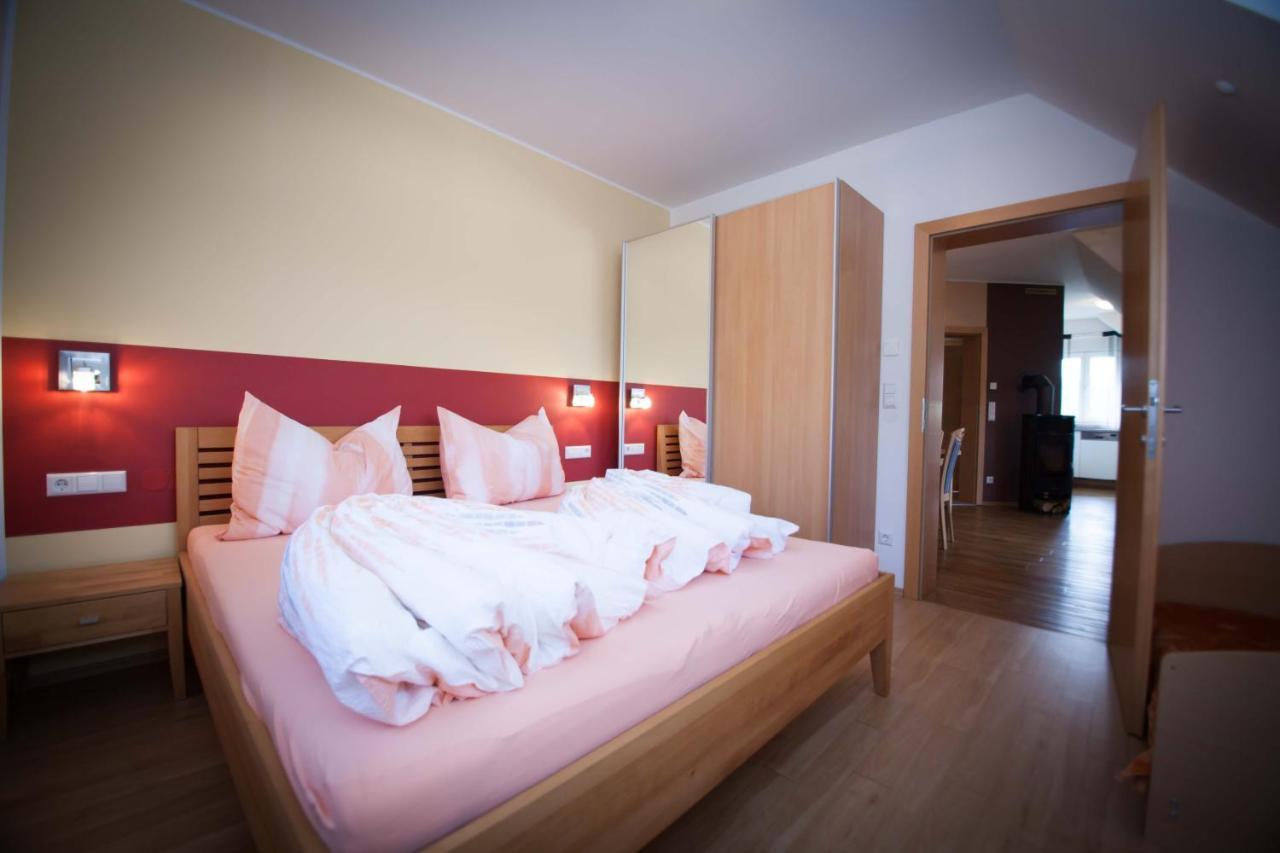 Apartamento Weinbau Pronegg Vlg. Krainz Leutschach Exterior foto
